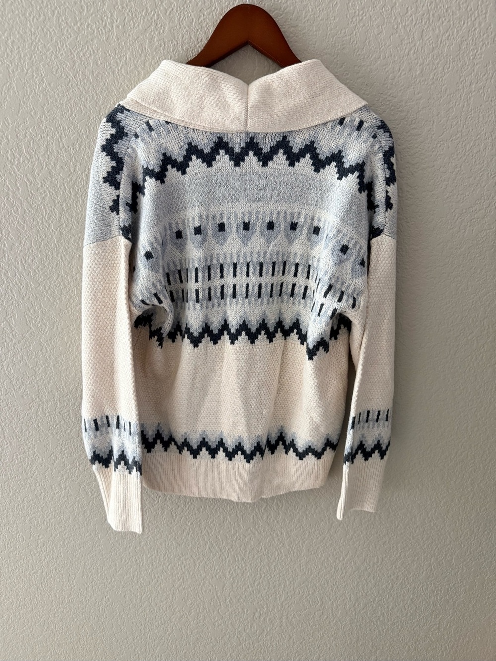 NWT FRYE Fair Isle Shawl Collar Toggle Cardigan Sweater Oatmeal M - Picture 2 of 6